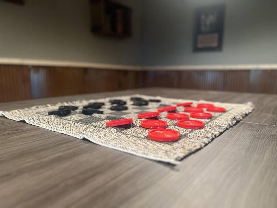 Moonshine Manor-Pets Ok-W/D-Pool Table-Arcade-Hot Tub Villa Гетлинбург Екстериор снимка